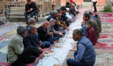 Diyarbakır’da geleneksel iftar buluşması