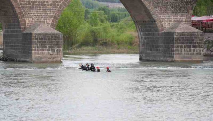 Diyarbakır’da kaybolan kişiyi Dicle Nehri ve çevresinde arama çalışması sürüyor