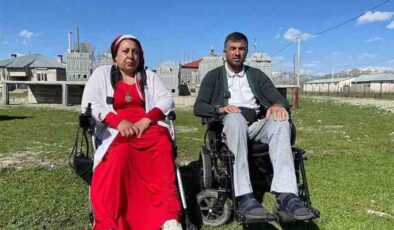 Engelli çift, inşaatını bitiremedikleri evleri için destek bekliyor