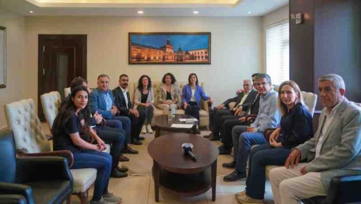 Eş başkanlar Diyarbakır’da buluştu