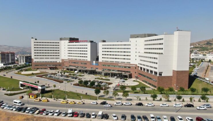 Fethi Sekin’de yeni uzmanlık dalları
