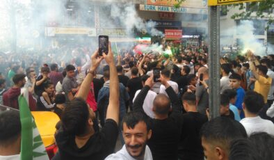 Diyarbakır’da Amedspor Kutlamaları