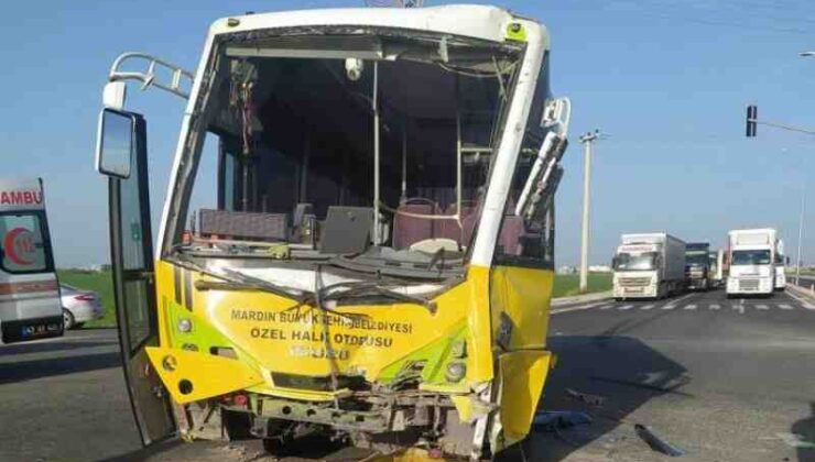 Kızıltepe’de tır ve otobüs çarpıştı: 12 yaralı