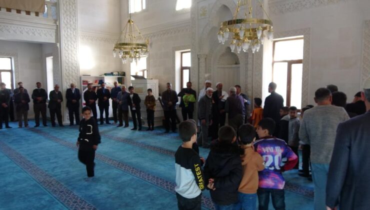 Sakal-ı Şerif’i görenler duygusal anlar yaşadı