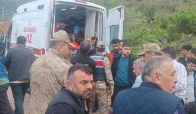 Siirt’te soryaz toplayan kişi uçurumdan düştü
