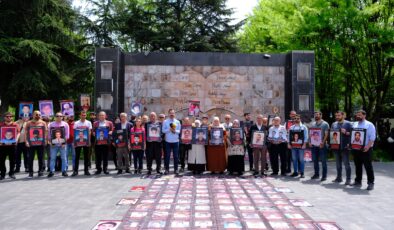 Kayıp Yakınları gözaltında kaybedilen çocukların failleri soruldu