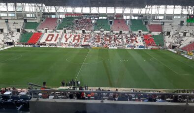 Amedspor taraftarları sahayı doldurmaya başladı