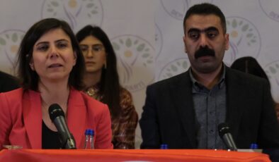 Bucak ve Hatun gazetecilerle bir araya gelecek
