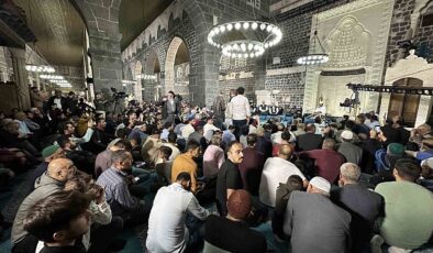 Diyarbakır’da bayram namazı kılındı