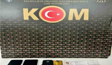 Sınavda kopya çetesi çökertildi