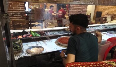 lokanta ve kafelerde kdv artarsa esnaf ne yapacak ?