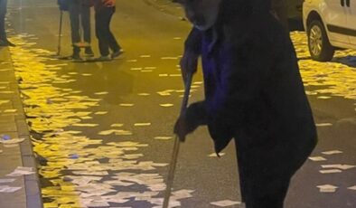 Muhtarın ilk icraatı cadde temizliği