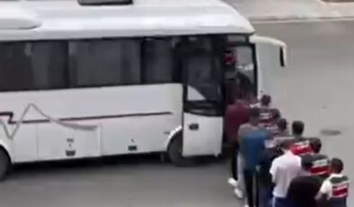 Ali Yerlikaya duyurdu: Sosyal medya dolandırıcılarına operasyon