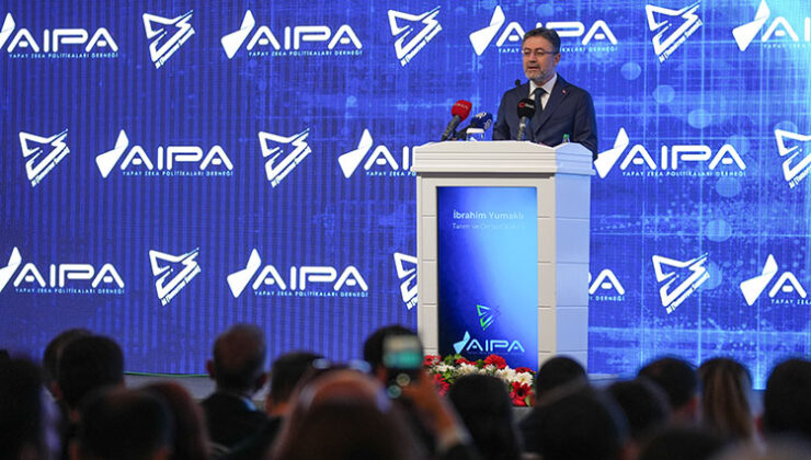 Bakan Yumaklı: İnsan unsurunun yetemeyeceği noktalarda yapay zekayı kullanacağız