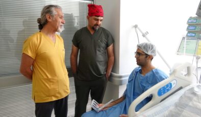 33 yaşındaki hastaya zorlu kalp ameliyatı
