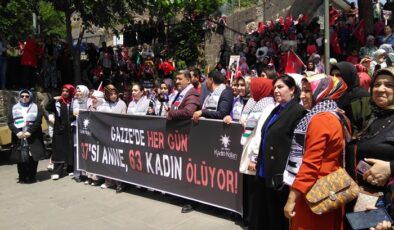 AK partili kadınlar Gazzeli kadınlar için bir araya geldi