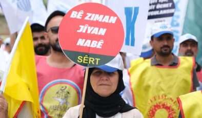 Sokakta 10 kişiden 7’si Türkçe konuşuyor