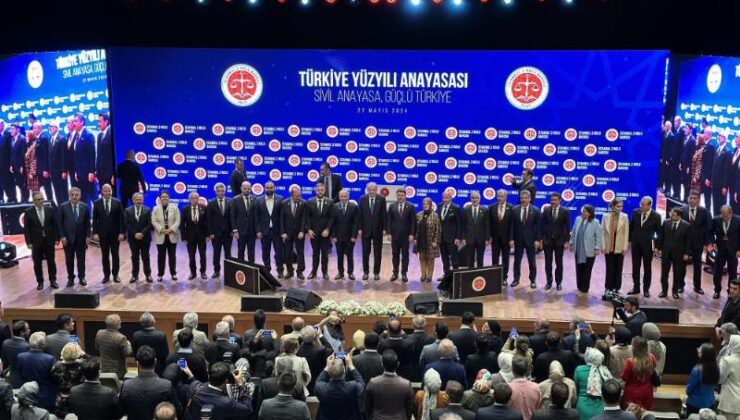Cumhurbaşkanı Erdoğan: “Çerçevesini darbecilerin çizdiği sorunlu anayasa ile yola devam edemeyiz”
