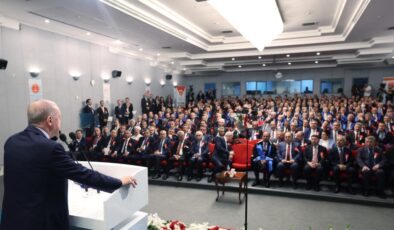 Cumhurbaşkanı Erdoğan: ”Hiçbir kurum savurganlık içinde olamaz”