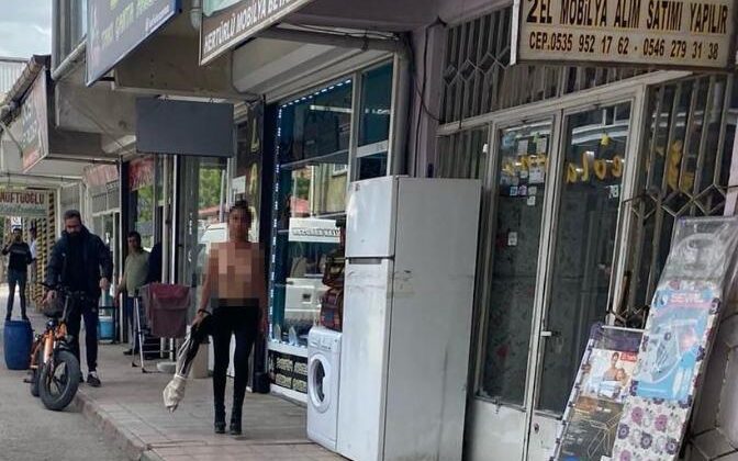 Ağrı’da çıplak gezen kadın polisi alarma geçirdi