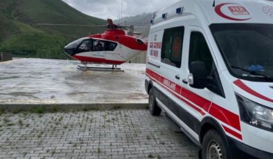 Van’da apandisit hastası için helikopter seferi