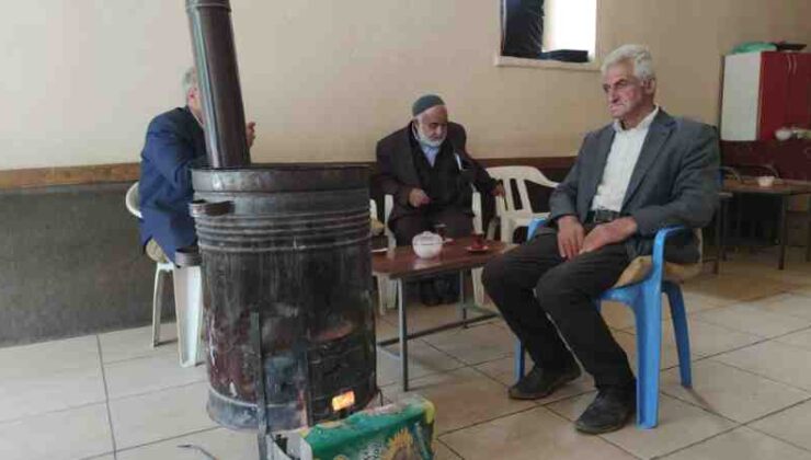 Bahçesaray’da sobalar mayısta da yanıyor