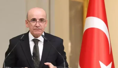 Bakan Şimşek: Cari açık hedefin altında kalacak
