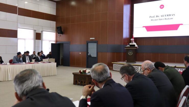 Erbaş: “Hedefimiz, kardeşlerimizin Kur’an-ı Kerim’i okuyup anlamalarına rehberlik etmektir”