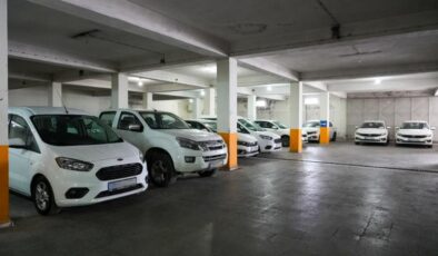 Diyarbakır belediyesi tasarruf için araç iade etti