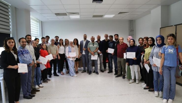 Diyarbakır’da  NRP eğitimi düzenlendi