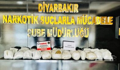 Diyarbakır’da gözaltına alınan 587 şüpheliden 44’ü tutuklandı