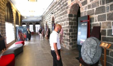 Diyarbakır’da medeniyetleri yansıtan sanat sergisi