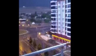 Diyarbakır’da şiddetli gök gürültüsü korkuttu
