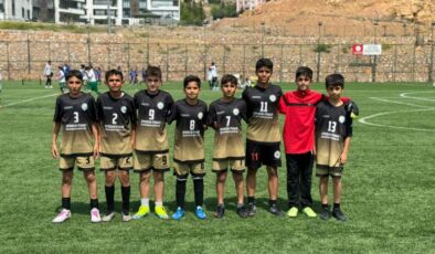 Diyarbakır’ın futbol zaferi :Akşemsettin Ortaokulu
