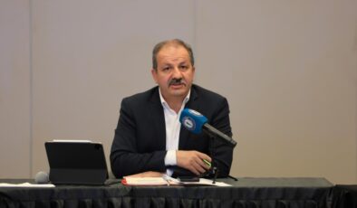 Ek ders karşılığında çalışanlar kamu görevlileri sendikalarına üye olabilecek