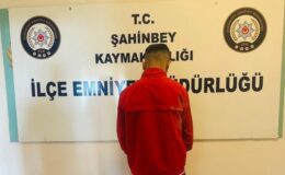 Gaziantep’te araçlardan hırsızlık yapan yakalandı
