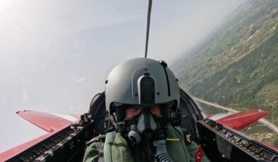 Hava kuvvetleri komutanı HÜRJET ile uçuş yaptı