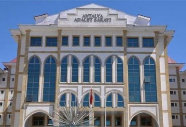 Çocuklara şiddet uygulayan müdür  tutuklandı