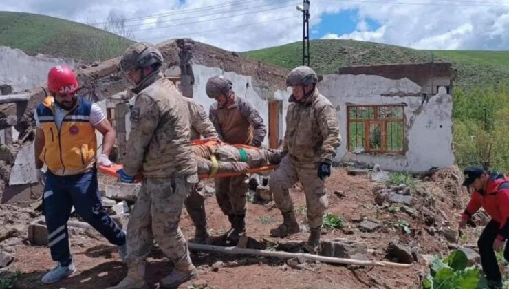 Jandarmadan uygulamalı deprem eğitimi