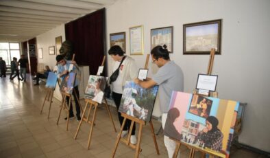 Kadrajımda engel yok sergisi Diyarbakır’da açıldı