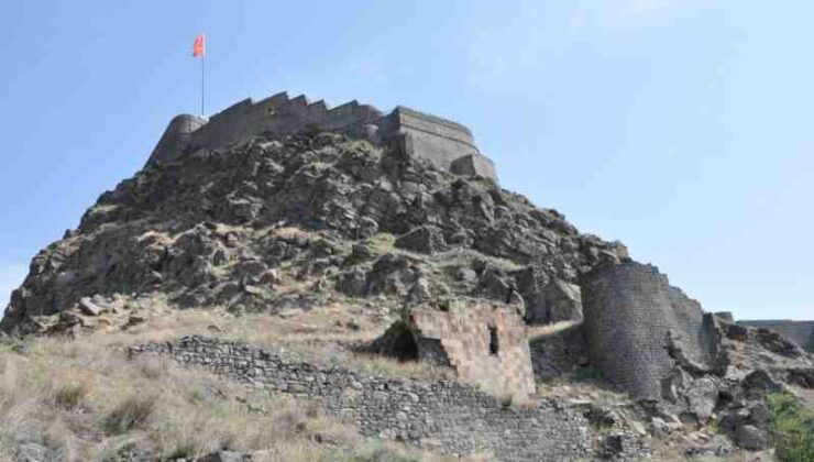 Kars’taki tarihi Gürcü Kilisesi talan edildi