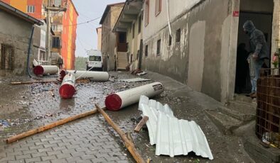 Kulp’ta Fırtına Mağduru Ailenin Çaresiz Bekleyişi
