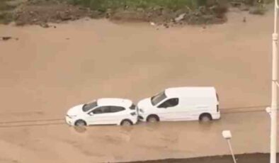 Malatya’da sağanak etkili: Yollar göle döndü