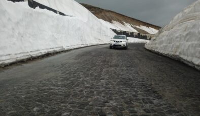 Nemrut’ta mayısta bile kar kalınlığı 5 metreyi buluyor
