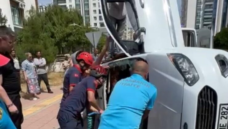 Otomobilde sıkışan şahıs itfaiye ekiplerince çıkartıldı