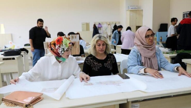 Okumanın yaşı olmaz: 40’lı yaşlarda üniversiteli oldular