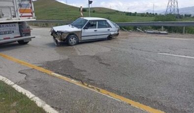 Otomobil bariyerlere çarptı, 1 yaralı