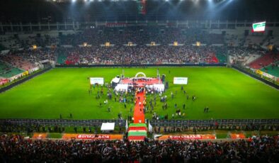 Trendyol 1. Lig’e yükselen Amed Sportif Faaliyetler, şampiyonluk kupasını aldı