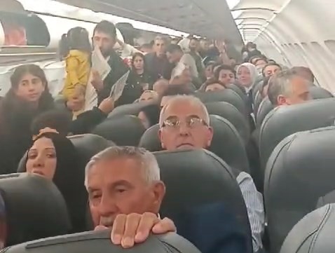 Türk Hava Yollarının uçağında saatlerce beklediler