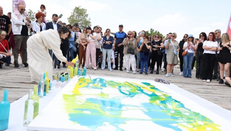 Ünlü Ressam suya Kapadokya’da şekil verdi